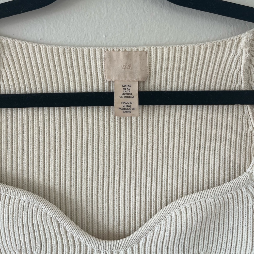 H&M Ribbed Knit Top - Picture 3 of 5